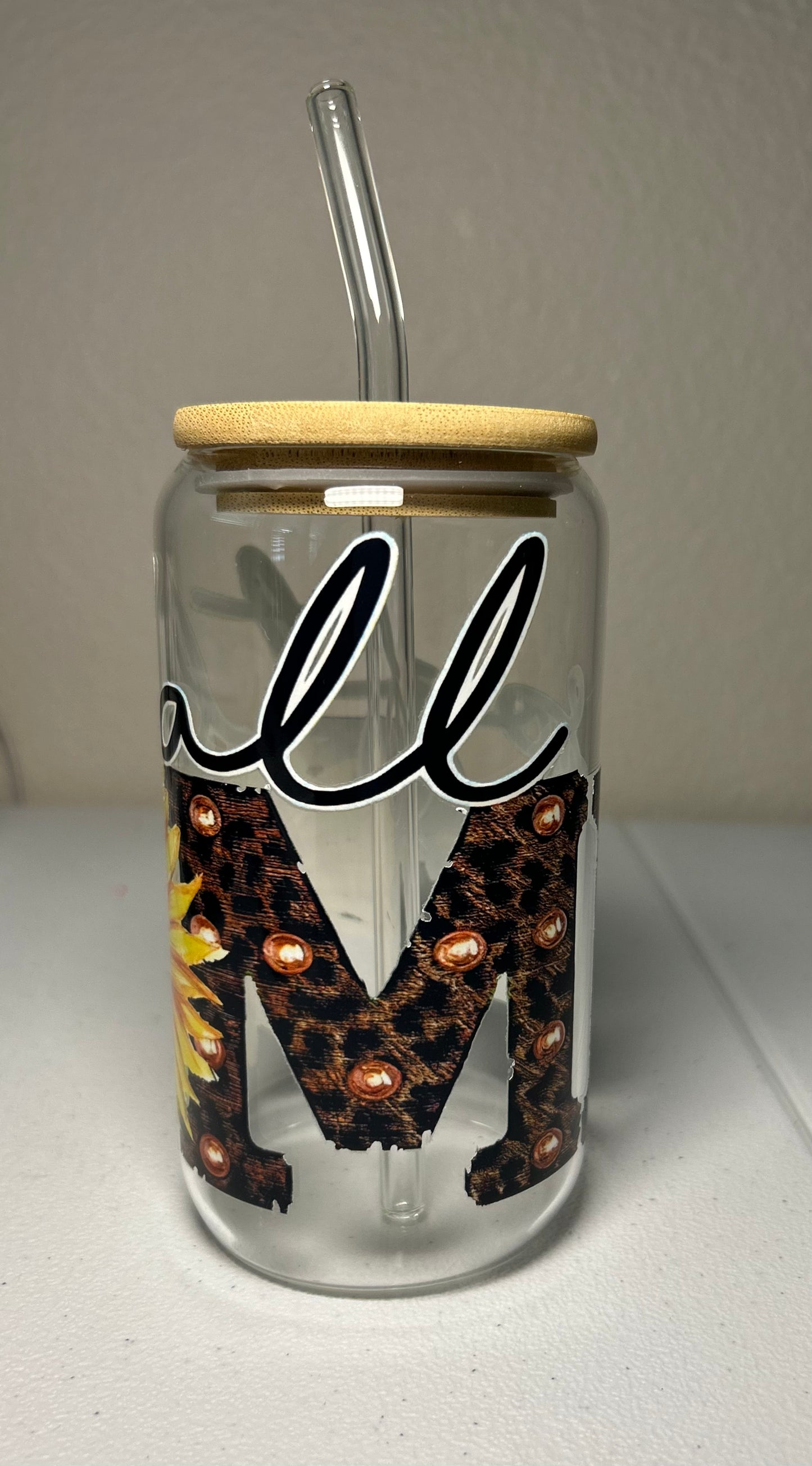 Item: M-1629 Softball Mom